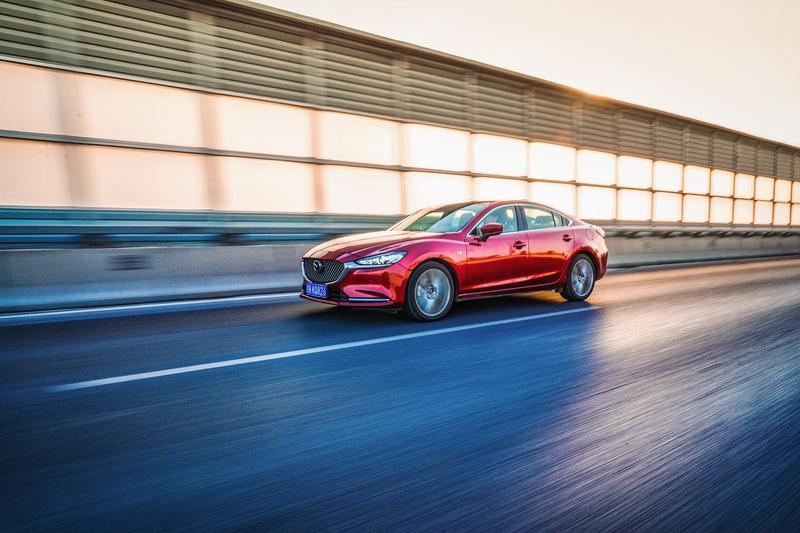 马自达和本田谁更可靠，还真不好说，得看具体需求。
马自达创驰蓝天技术主打自吸，压