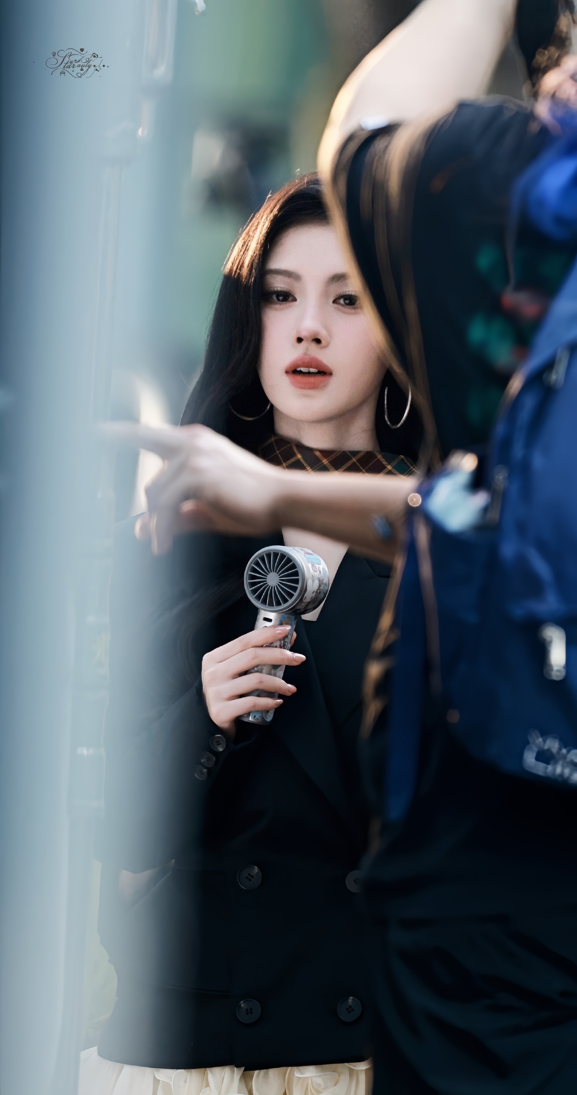 🍊💙鞠婧祎万花世界💙🍊鞠婧祎苏绿夏萬事開心♡=•ㅅ＜=)☆