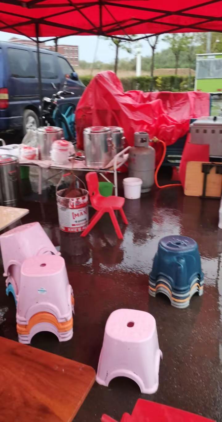 今天的风请你再大些 今天一早，凌晨2点半起床。外面还没有下雨，紧张忙碌，磨豆，煮