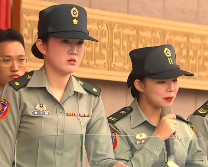 台北高中社团一瞥

这是台湾地区台北科技大学的学生，正在进行操练仪式，有一种浓浓