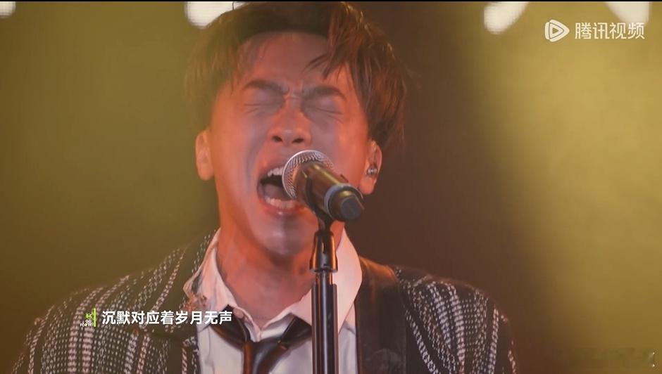 #SupperMoment无尽舞台力量感# SupperMoment 的《无尽》