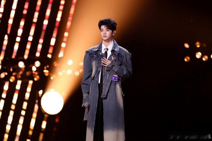 20亿播放量选手回应歌比人红谁看了不说一句高旭格局大！ 20 亿播放量还这么低调