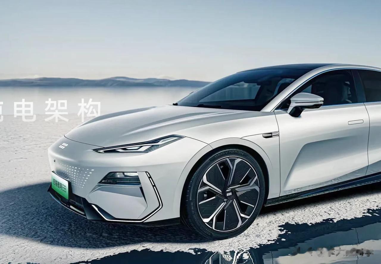 吉利银河 E8 曝光，看参数配置有点顶啊～

· 风阻系数 0.199Cd，整车