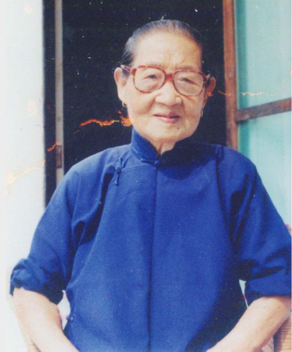 农村妇女方忠义，在粟裕大将家当了20多年保姆的，退休后是什么待遇？
 
1956