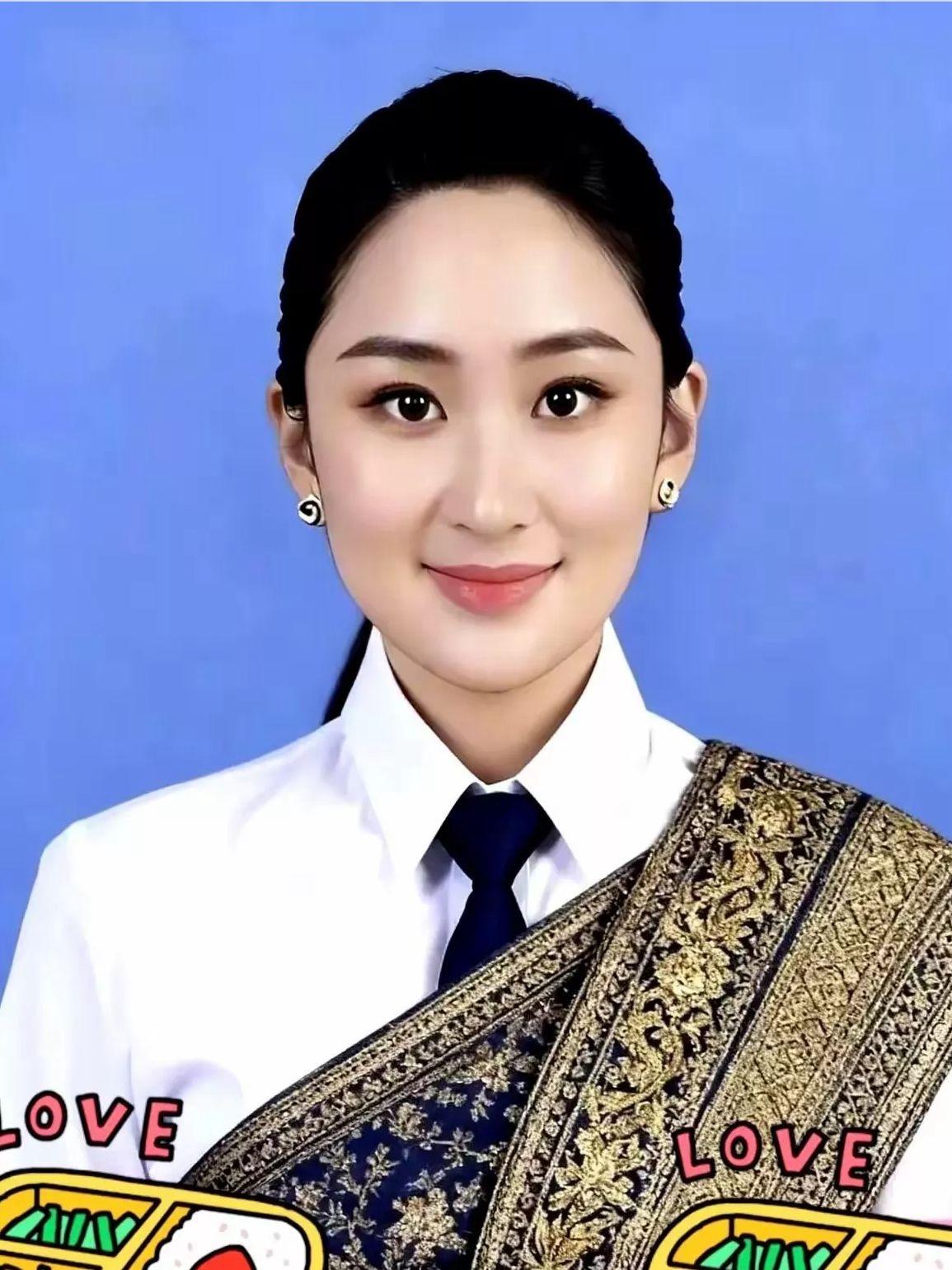 一张反对票都没有。
354票赞成，15票弃权。泰国为泰党就这么选出了新老大。 这