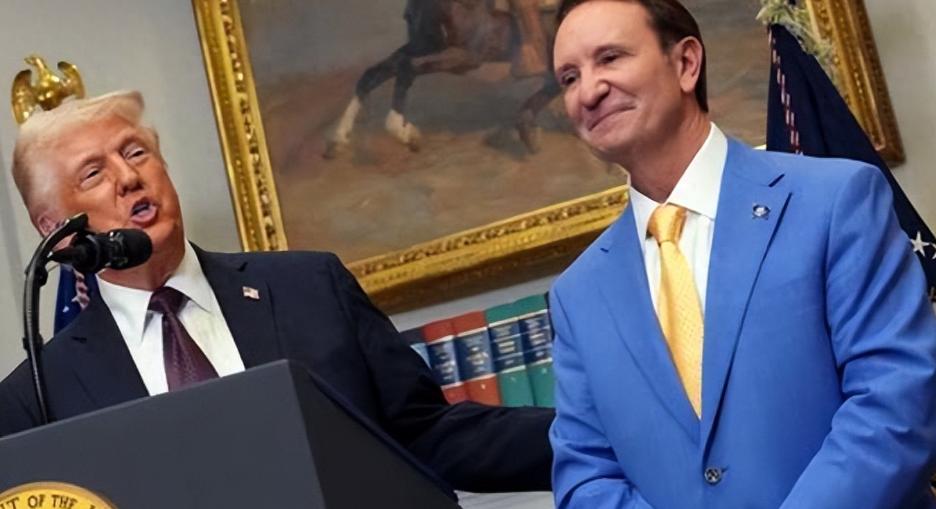 【美特使挑事格陵兰岛，丹麦大使捍卫主权立场】1月11日，特朗普称美将以“某种方式