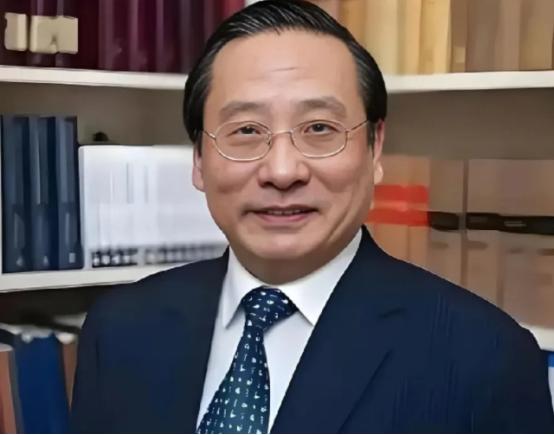 高志凯建议：鉴于日本首相高市早苗胡言乱语，严重践踏我们的红线，提出以下建议！
 