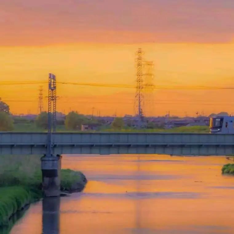 人老了，最怕的事儿还真不少。首先是健康衰退，高血压、糖尿病这些慢性病像影子一样跟