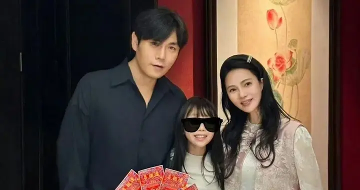 57岁伊能静回应婚变传闻