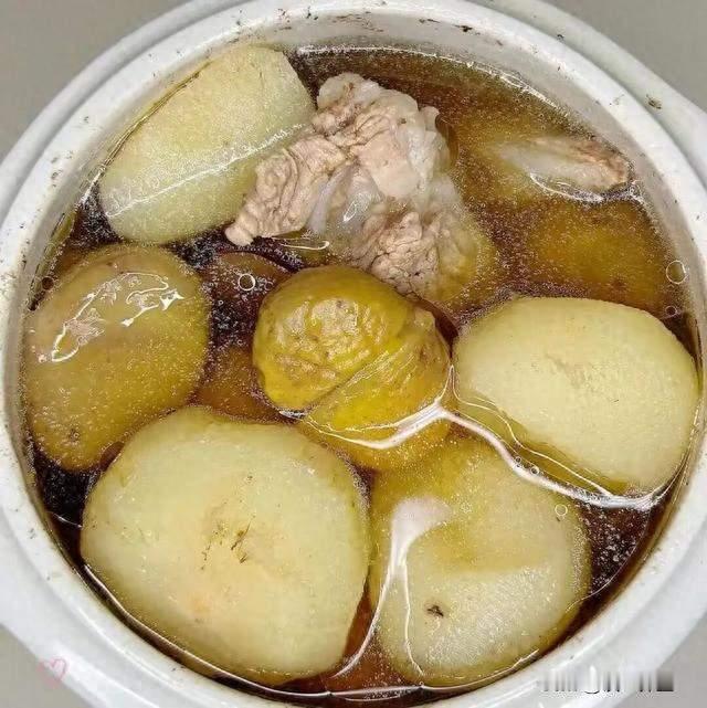 秋冬干燥易上火？菜市场这3样便宜菜，比补品管用