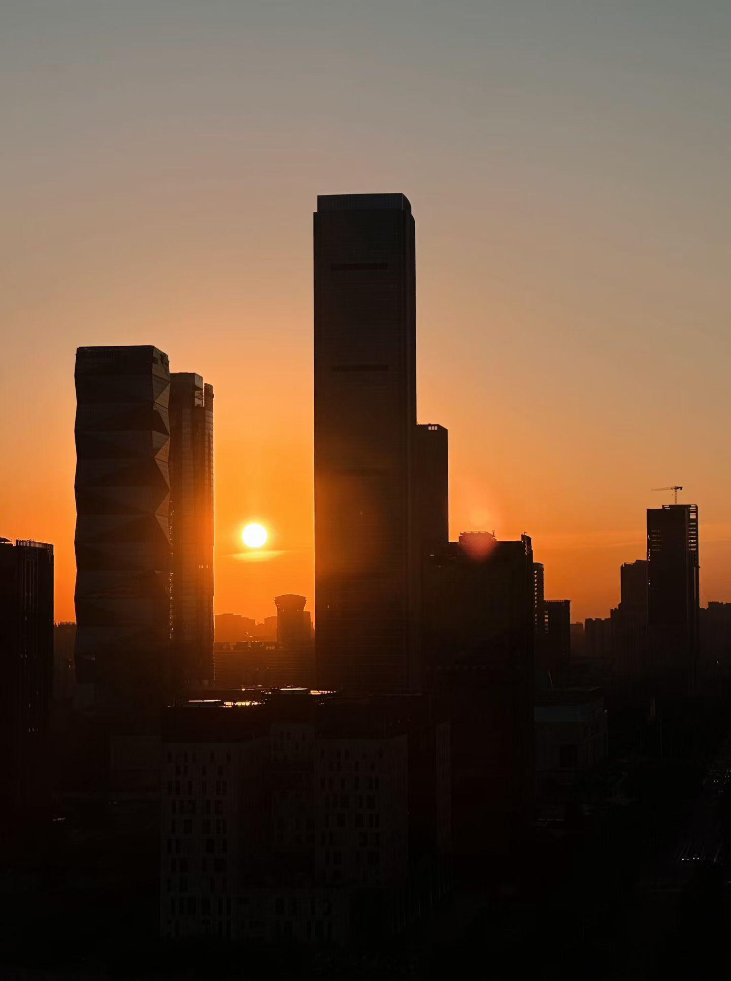 今天学校秋游，多带点好吃的