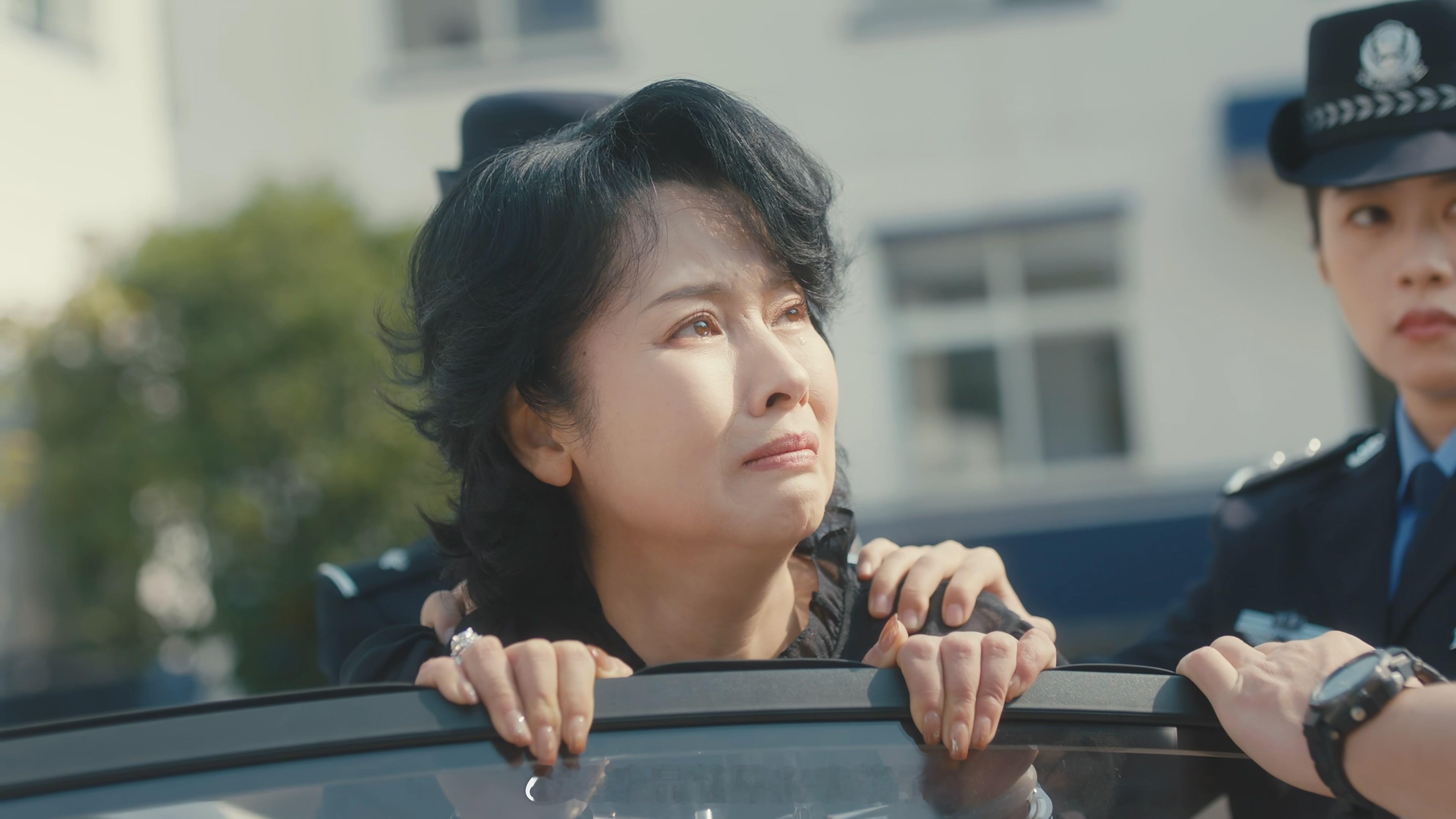 杨明娜罪案现场 啊啊啊啊啊啊啊啊啊这角色是把我骗进来杀！！！这一家子重男轻女的吸