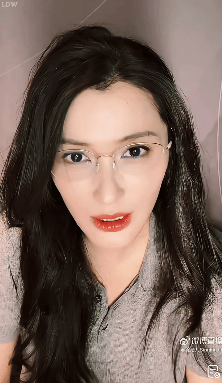这个徐洁儿未免太懂大家想看什么皮肤了❤️🔥 