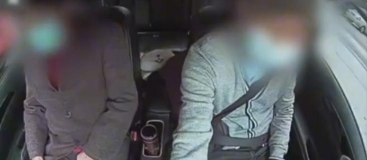 2021年，江苏无锡一七旬老人，独自乘坐网约车，上车几分钟后老人发出鼾声、抽搐，