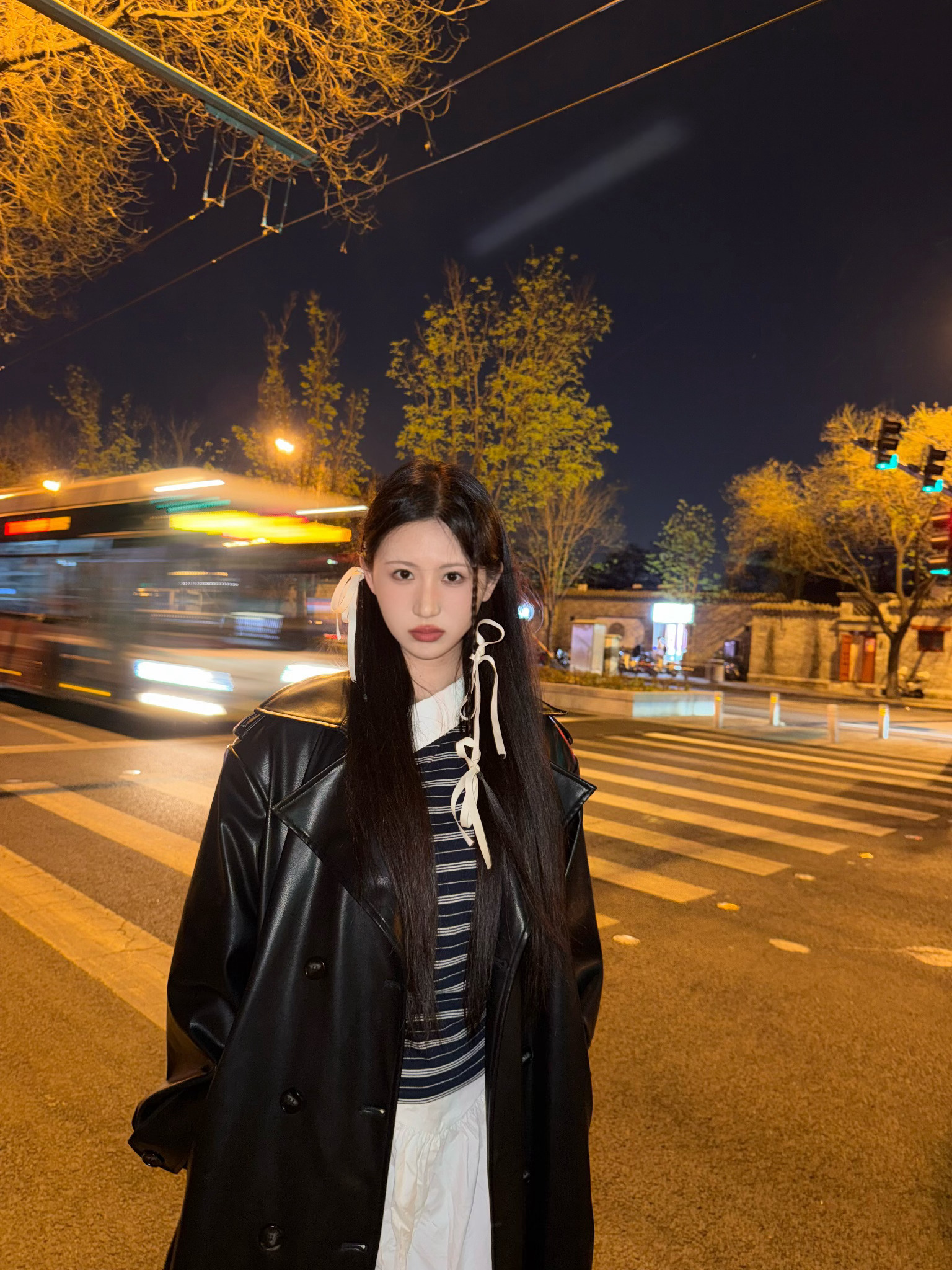 “暗夜精灵🧚”哈哈哈哈哈焦糖苹果吐司好好吃😋佳心饼干ootd春日穿搭 ​​​