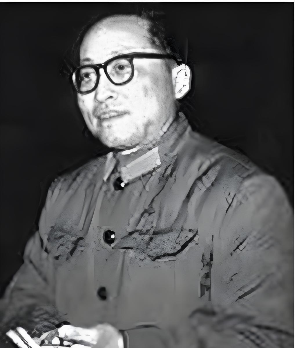 1952 年，北京解放军总医院，志愿军师长问30 岁女军医为啥还没成家，女医生却