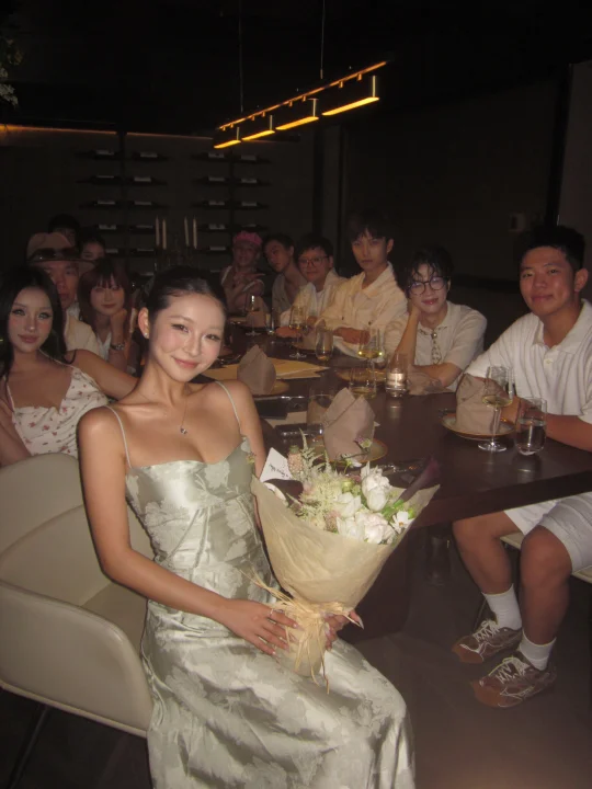 18图装不下我27岁的幸福☺️