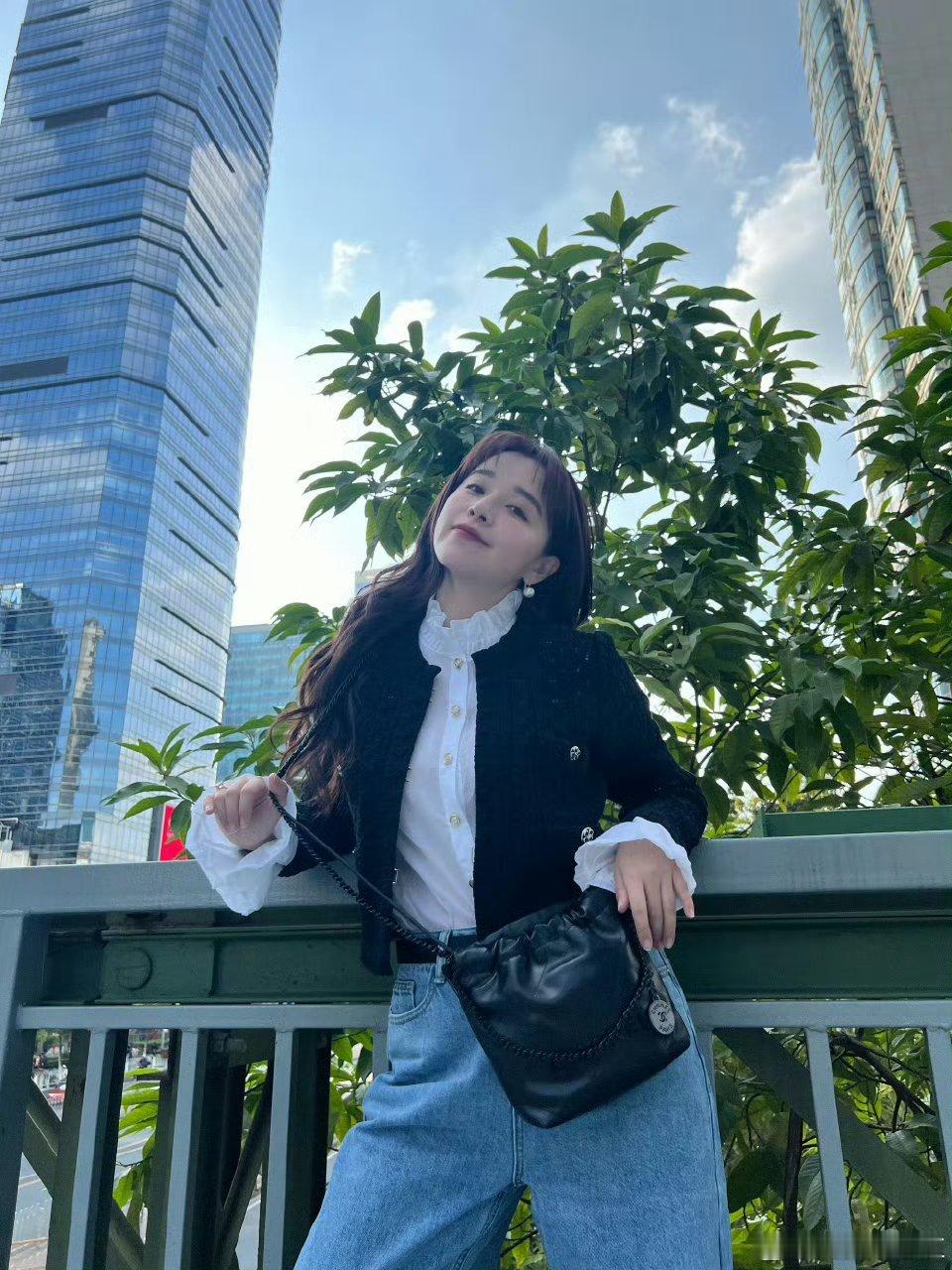 阚清子周一九宫格阚清子九宫格元气开启周一🍃 缓解一下最近对乔海伦的复杂情绪 好