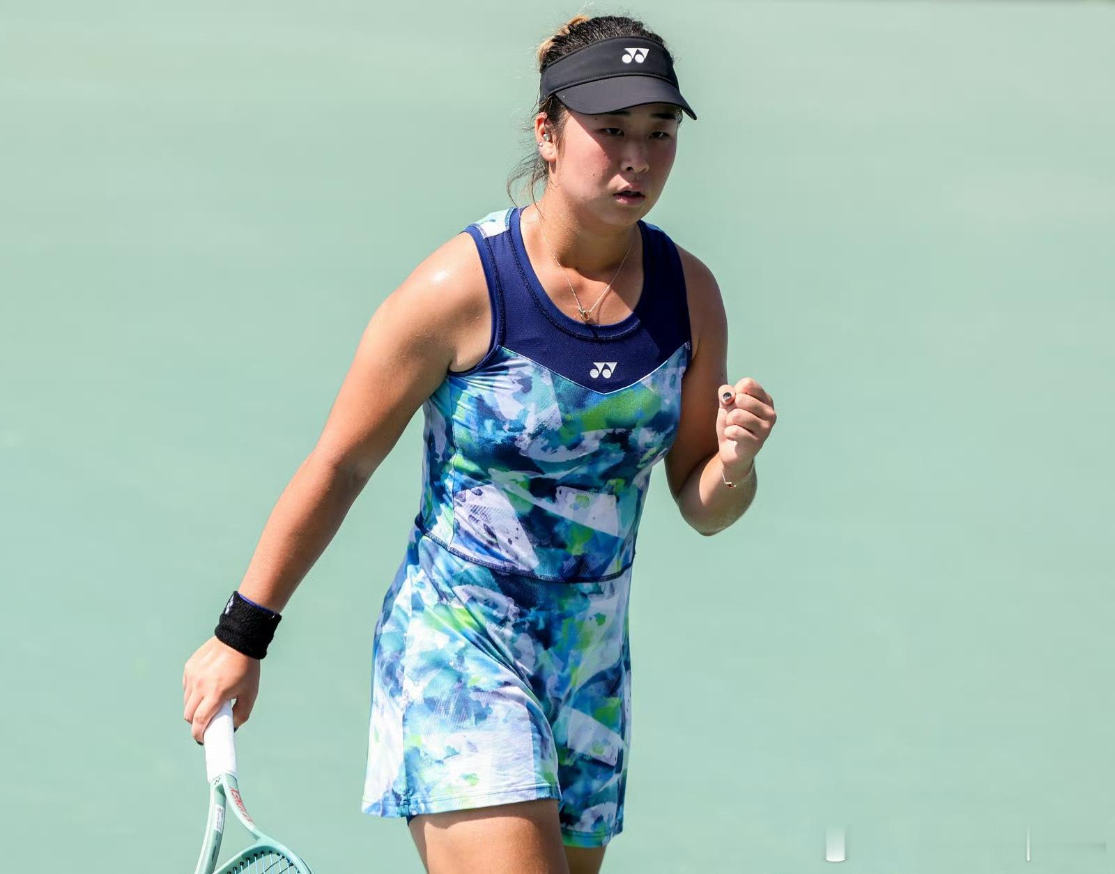 🇬🇧W35女单1/4决赛🇨🇳施晗6-4/6-2 🇬🇧贝因斯收获14分