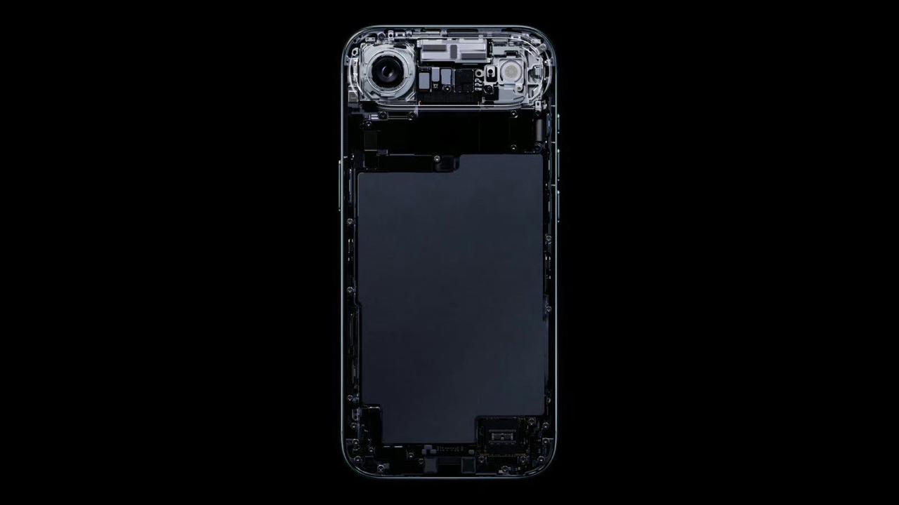 苹果CEO库克：iPhone Air续航表现非常出色。