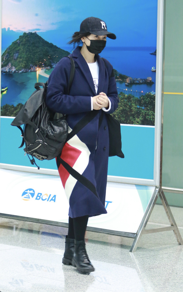 刷到的机场路透，再看网约车司机的咖啡小生意，突然就共情了两种认真生活的模样✨圆圆