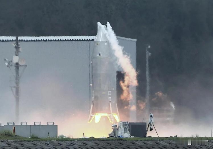 “日本可回收火箭着陆成功”？日媒：只飞了11米。你既可以说他只飞了11米，也可以