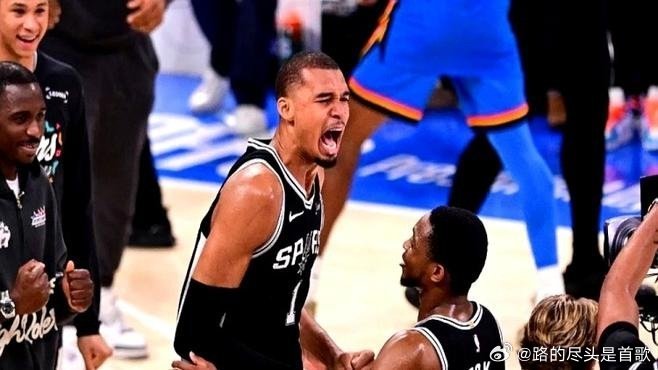 《大胆预测，未来十年NBA将由以下四队统治：第一，圣安东尼奥马刺。 无论今年战绩
