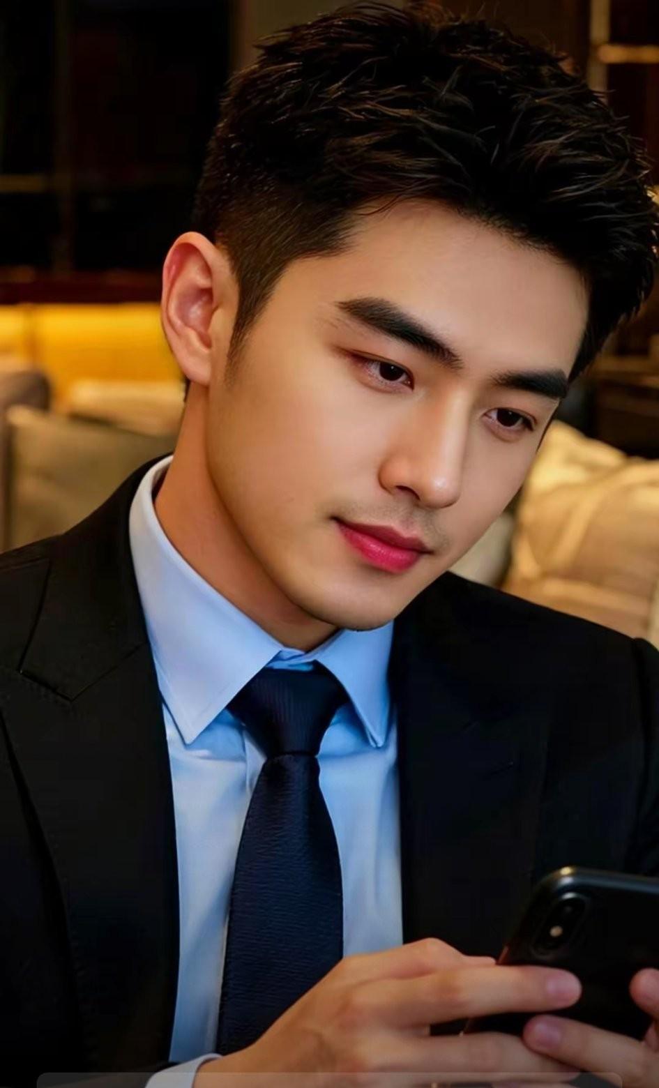 我终于发现没有人会不喜欢帅哥美女的，不管自己是什么样的颜值，看到帅的美的都很喜欢