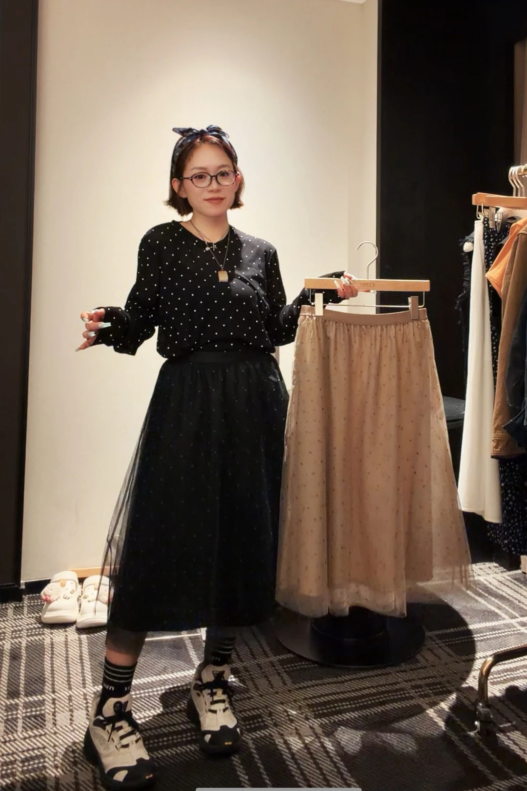 JNBY波点网纱裙 |变身法式文艺女主！