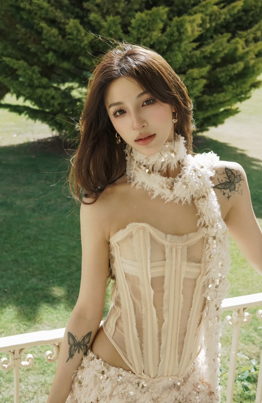 扮演这座庄园的主人