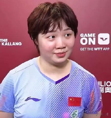 蒯曼这小眼神，越来越可爱了。昨天赢球后接受采访，蒯曼笑眯眯睁着大眼，很甜。

蒯