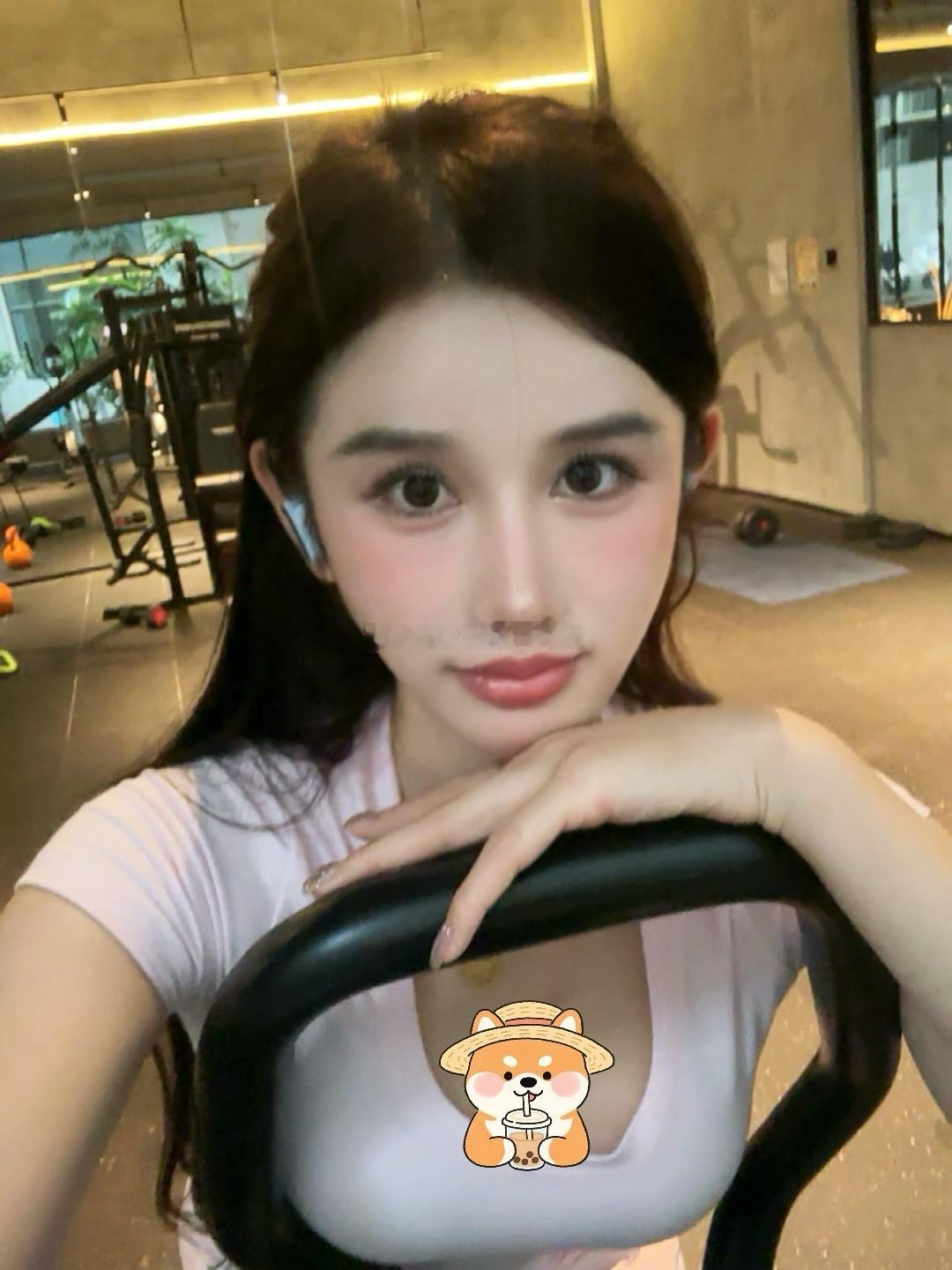 下雨天和运动最搭配啦[馋嘴][馋嘴][爱你]～  ​​​