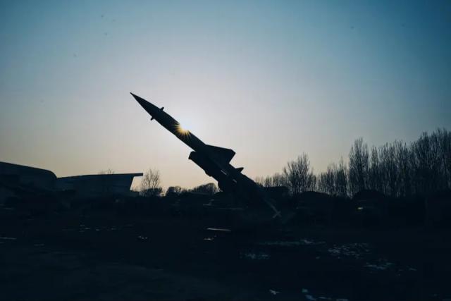 钟声又响！日本部署导弹，把自己逼上危险的刀锋

4月3日，《人民日报》这家权威媒