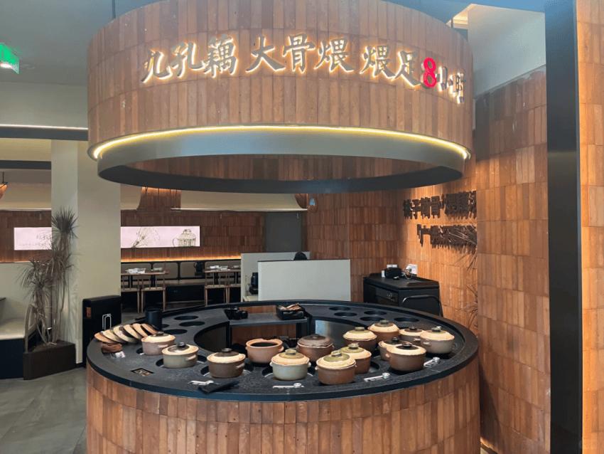 等位5小时、排队上千桌，这家湖北菜火了！