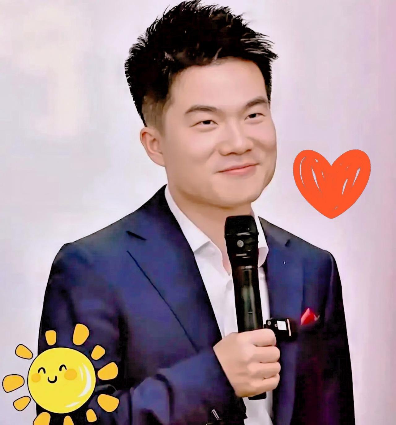 昨晚直播间有人骂董宇辉“衣冠禽兽”。
他笑着赚了20万。
他没黑脸，没断播，甚至