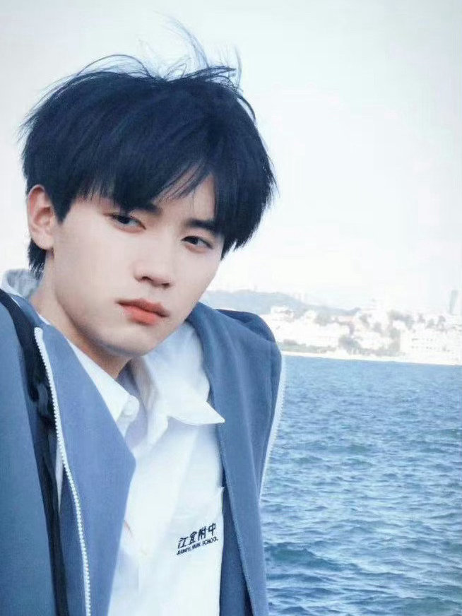 周翊然重庆同款打卡地 从湖广会馆到山城步道，从皇冠大扶梯到长乐永康茶馆，周翊然这