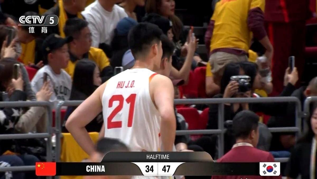 中国男篮真是让人极度的失望！

世预赛面对老对手韩国队，半场战罢34比47落后，