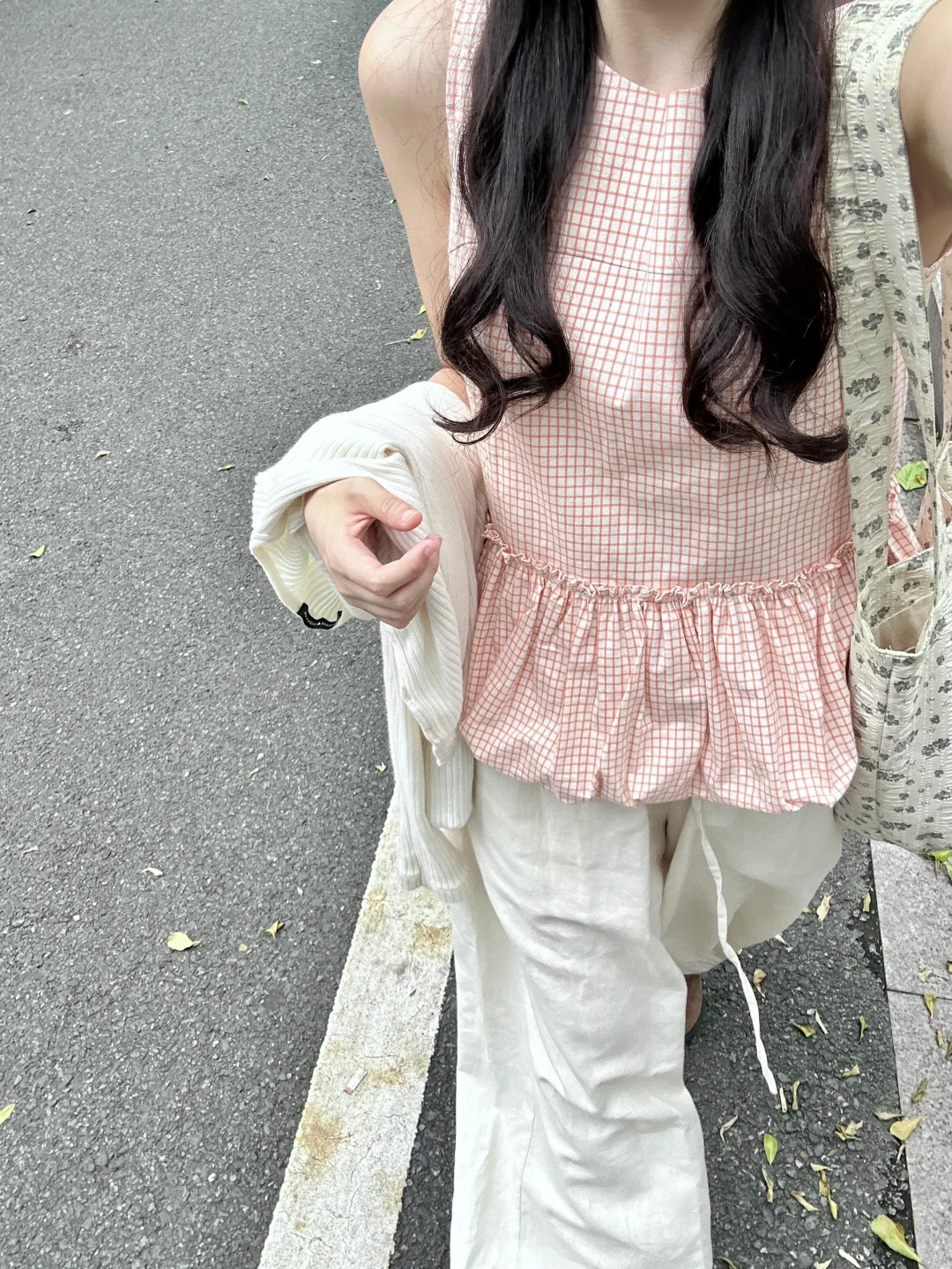 Bm zellytop和可爱花苞背心