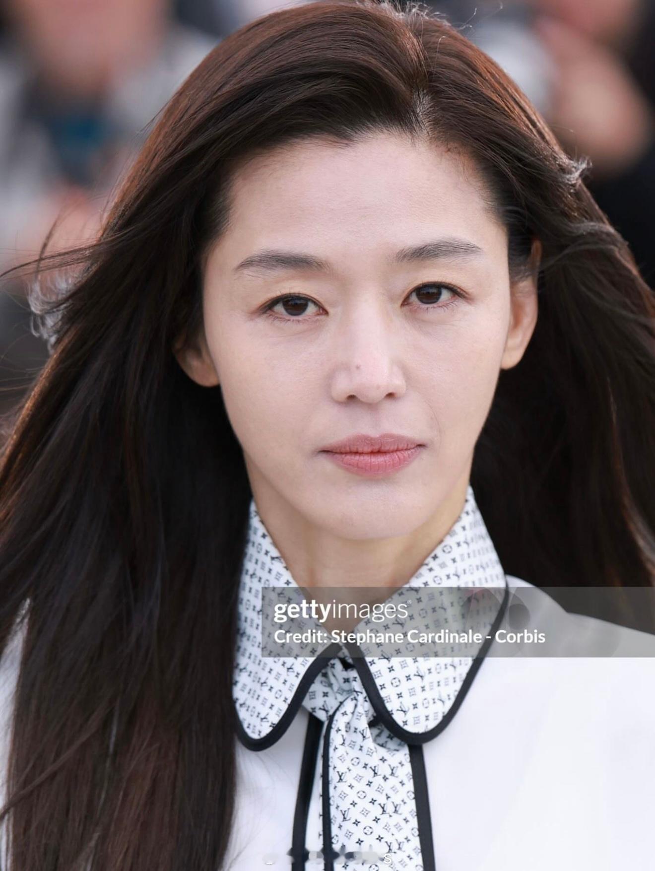 全智贤 戛纳的生图看着不如李英爱保养的好也不如宋慧乔 