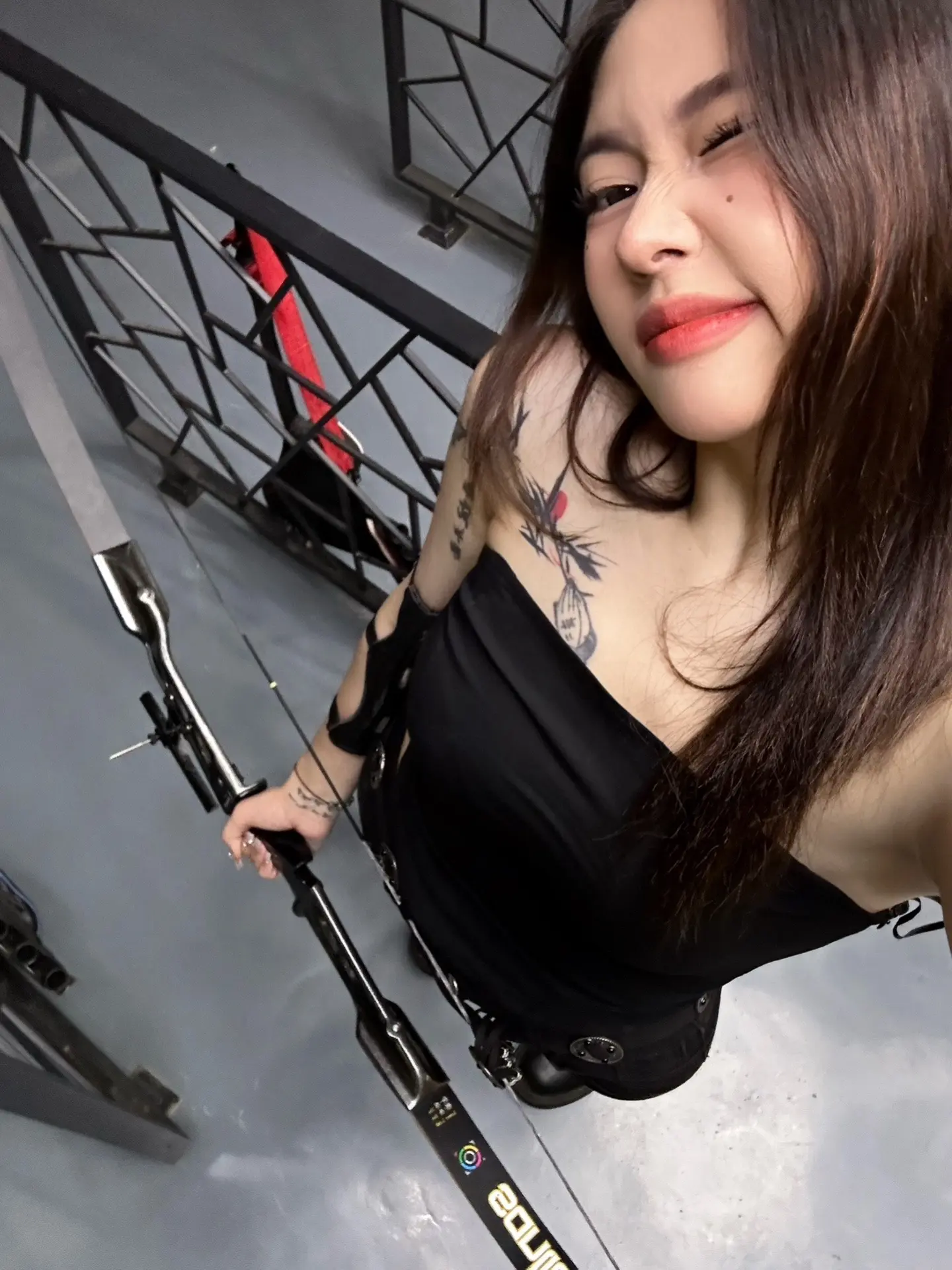 第一次玩射箭 杀疯的时候根本感觉不到疼。