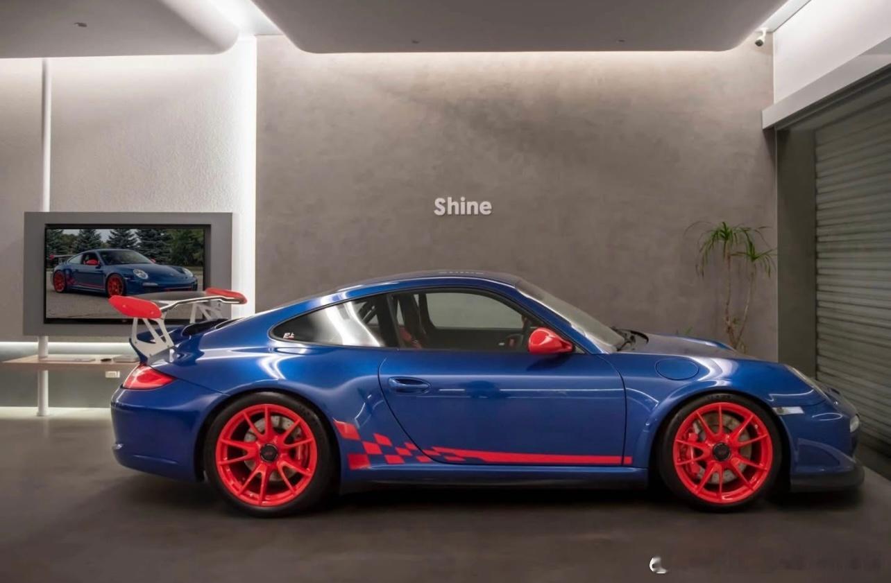 台湾老车 🇩🇪2010年Porsche 997.2 GT3RS 💙 