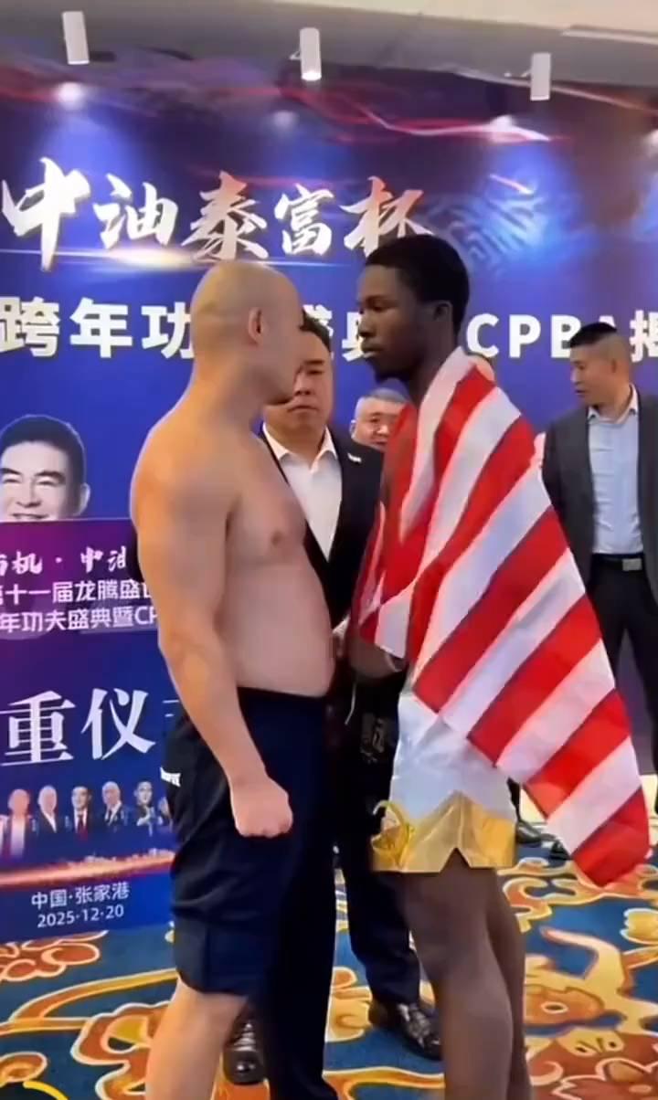 这里是中国，这里是中国。放下你的优越感，擂台上不同情弱者，擂台上没有善恶，只有强