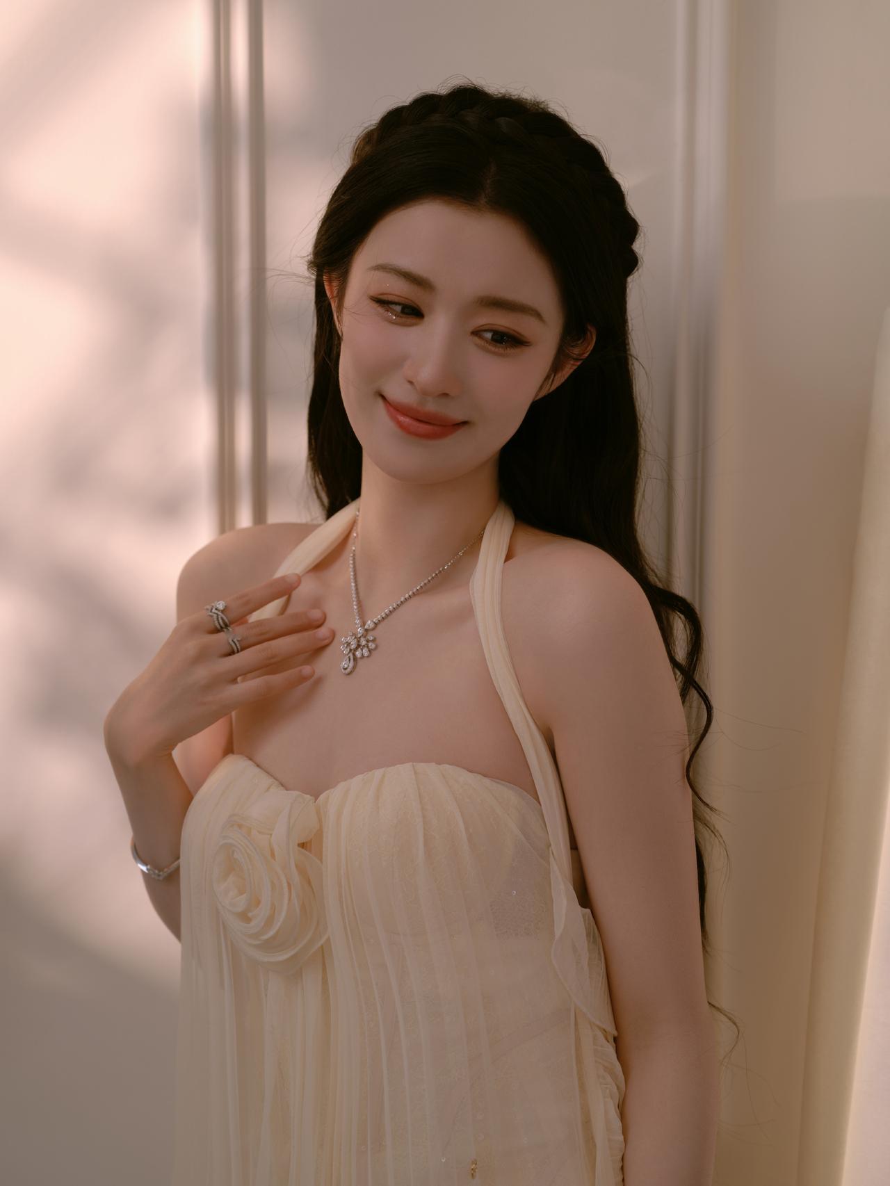 美人照怎么拍才好看美女明星穿搭写真