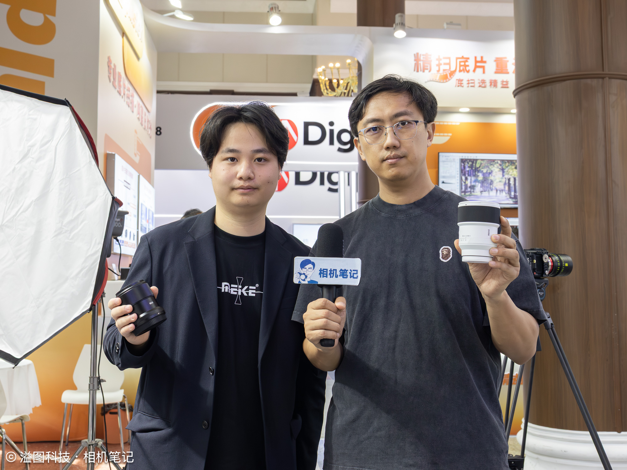 在PE展会上，我们有幸采访了美科的市场总监李鸣哲，并且得到了这些信息：1.作为国