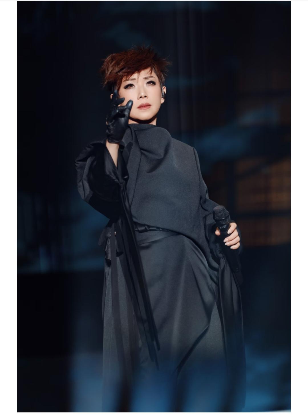 林忆莲，真是越来越有味道了。。。