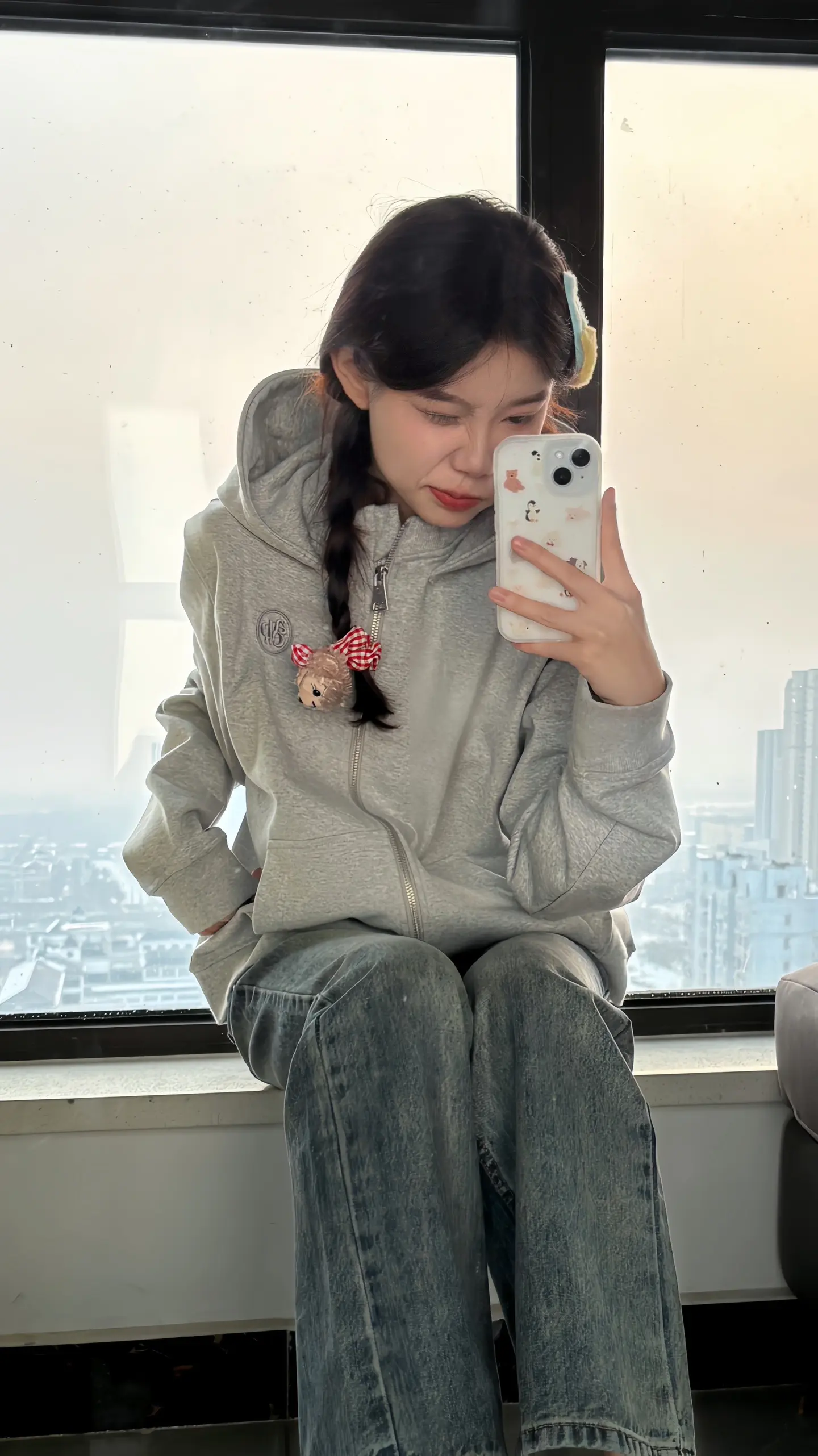 如果你有点悲伤 我愿意陪你晒太阳。