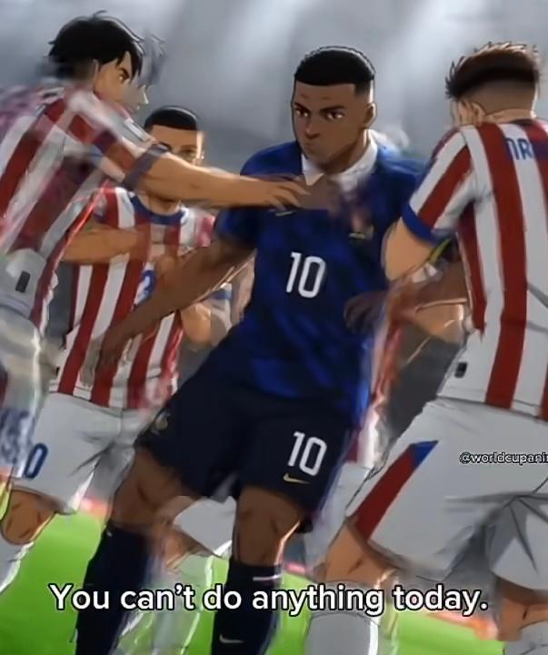 “‘FIFA世界杯’时间”……窦唯：“巴拉圭队踢得实在是太粗野啦，虽然现在穿的球