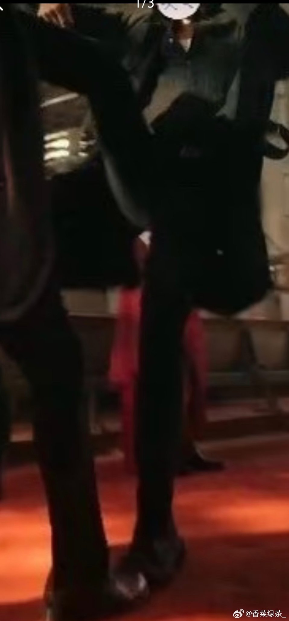 好涩。。。妈咪踹我的时候我只会躲到他双腿间🥵 