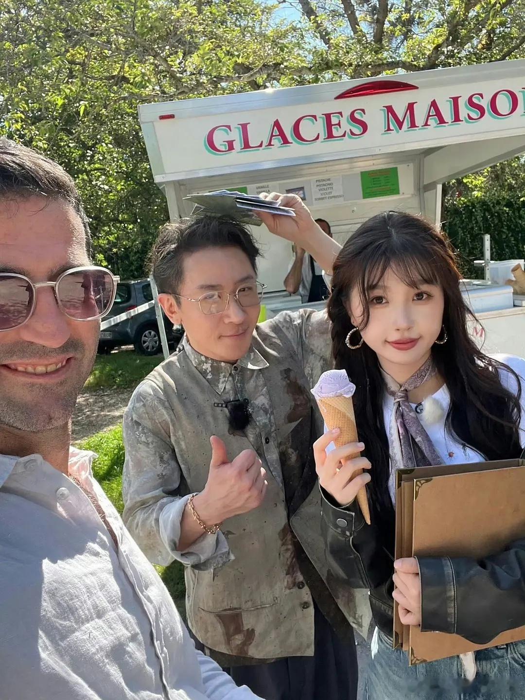 虞书欣怎么变的圆圆的了 ​​​