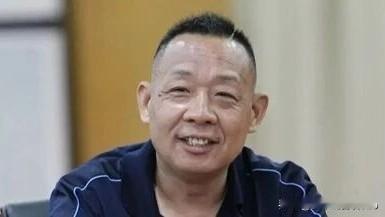 于东来回应为何做“胖改”，而现在又不做了

所谓“胖改”，从来不止改门店，更是改
